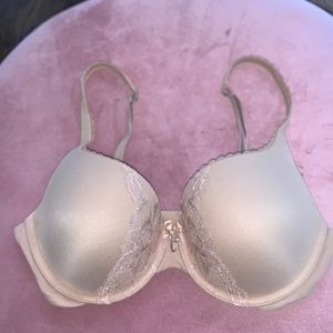 Victoria secret bra